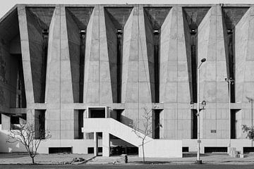 Brutalist Series - Tagore Memorial Hall van Insolitus Fotografie