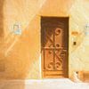 Porte dans la vieille ville de Dubaï sur Rene van Heerdt