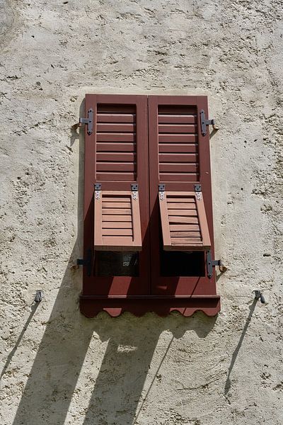 Volets dans la vieille ville par Heiko Kueverling