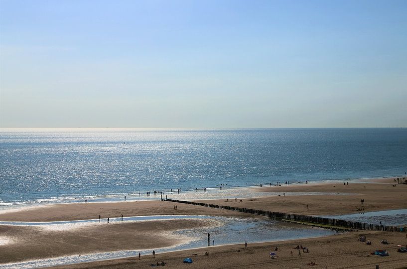 Summer by the  sea van Marco van de Pol