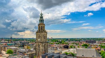 Martinitoren in Groningen skyline van de stad