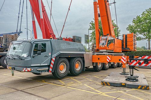 Grove GMK 6400 von UCM Holland.