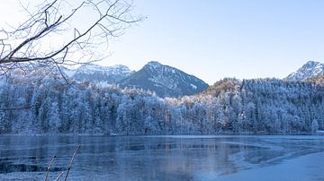 Frosty Mountains mirroring in the Alatsee in Bavaria Allgaeu Germany with great sunny Winter Vibes von Sebastian Czech