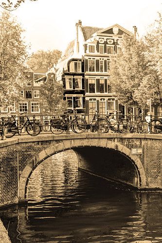 Binnenstad van Amsterdam Nederland Sepia