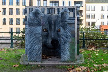 Public toilet in Gnet by Marcel Derweduwen