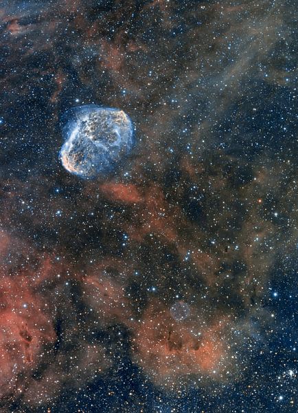 Un croissant et une bulle dans l'espace par André van der Hoeven