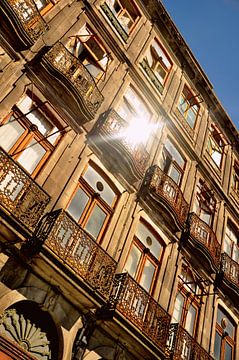 Window Light/ Porto / Portugal von Sabrina Varao Carreiro