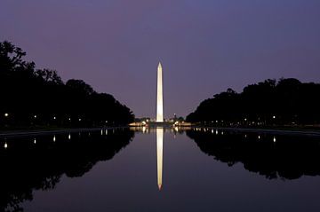 Washington Monument by night van Gerrit de Heus