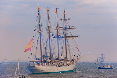 Saluutschoten voor de kroonprins op de Stad amsterdam