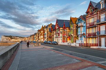 Gevels Rij van Art Nouveau gebouwen op de Mers-le promenade van Christoph Hermann