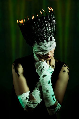 woman wearing a face covering