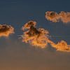 Nuages dans la lumière du soir sur Nynke Altenburg
