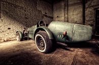 Old speed car van Michelle Casteren thumbnail