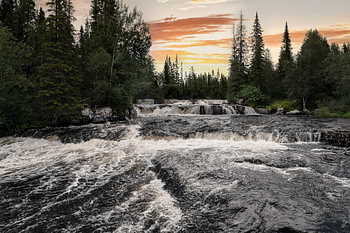 Zomerse Ochtendgloren bij Fjätfallen | Goudgerande Waterval in Dalarna Zweden