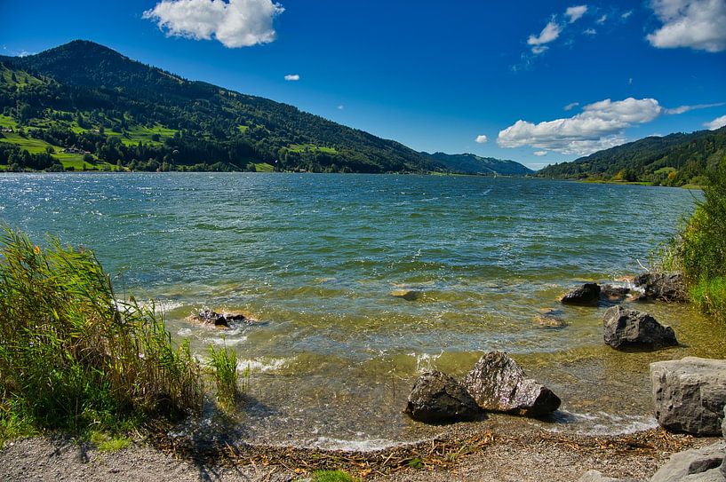 Grote Alpsee in de Allgäu van Tanja Voigt
