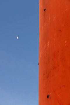 Red and blue. by Anneke Hooijer