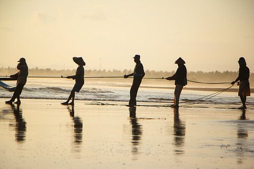 Traditionele vissers in Indonesië
