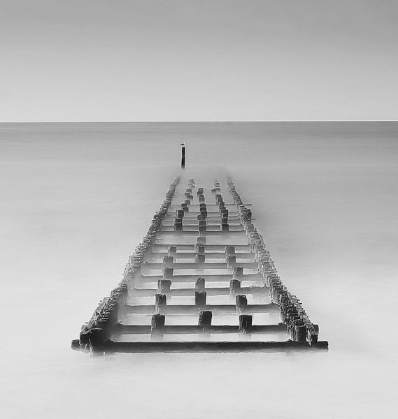 Typisch Nederlands zeezicht met een lange sluitertijd van Saskia Dingemans Awarded Photographer
