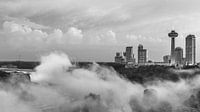 NIAGARA FALLS 16 van Tom Uhlenberg thumbnail