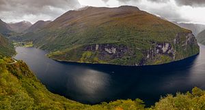 Panorama Geirangerfjord van Menno Schaefer