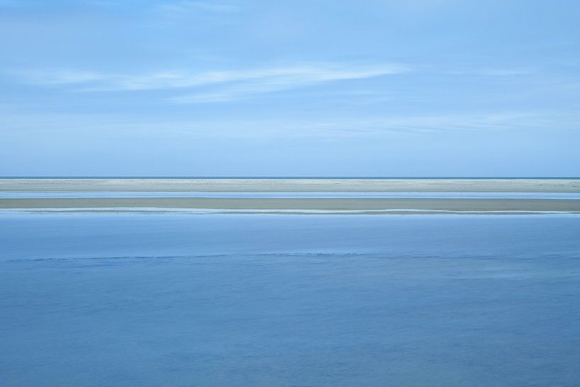 Minimalistic Ameland Netherlands by R Smallenbroek