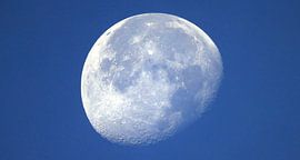 Daylight Moon – Himmlische Ruhe von PhotoManiX Artworks