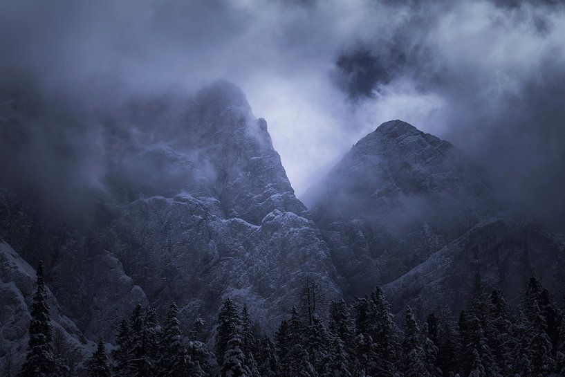 Les Dolomites dans l'obscurité par Vincent Fennis
