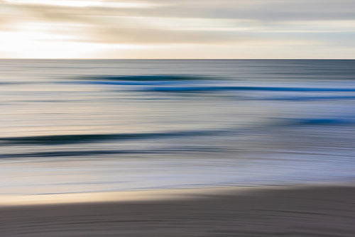 Waves on the beach / blurred on Sylt by the North Sea – ICM Photography