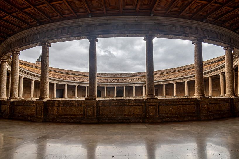 Innenhof des Palasts Karls V. in Granada von Alexander Baumann