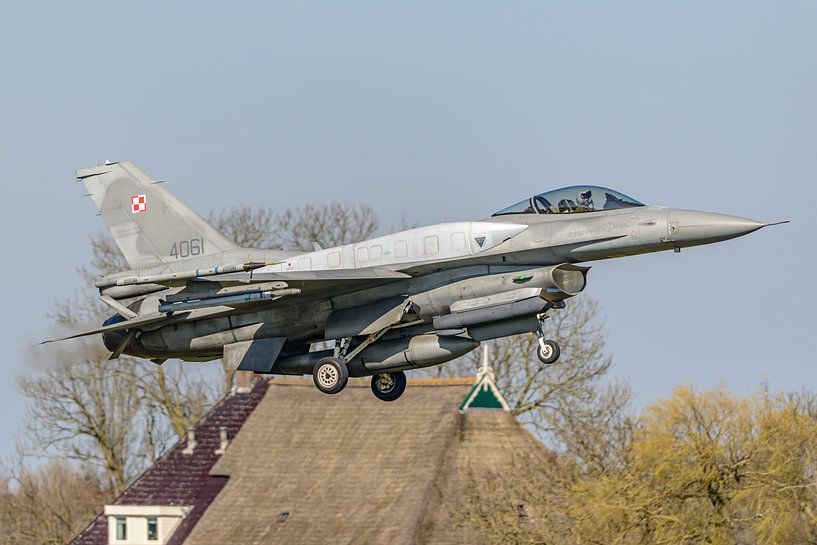 Polish Lockheed Martin F-16C Fighting Falcon (4061). by Jaap van den Berg