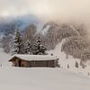 Berghut in de Sneeuw van Guido Akster