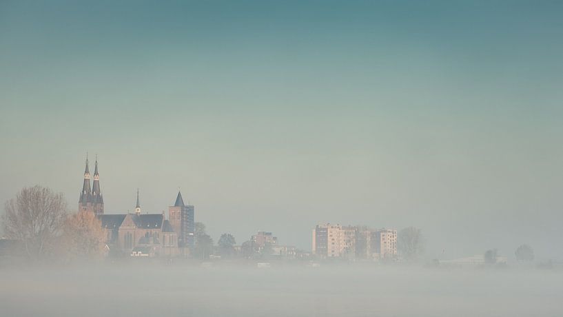 Cuijk in de mist van Lex Schulte