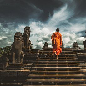 buddhist cambodia by Richard van Turnhout