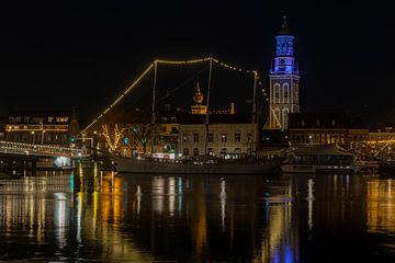 Stadsfront Kampen in het donker van Evert Jan Kip