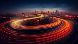 Vue d'une autoroute avec des virages et des pistes de feux arrière traversées par des voitures, de nuit