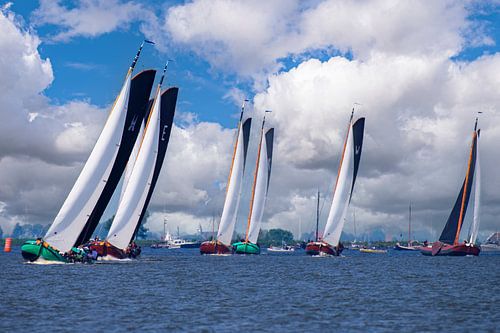 Skutsjezeilwedstrijden in Friesland.