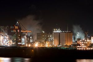 Industrie de nuit dans le port