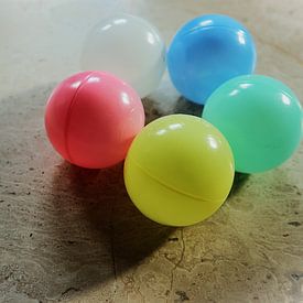 Speelgoed ballen veraf van hou2use