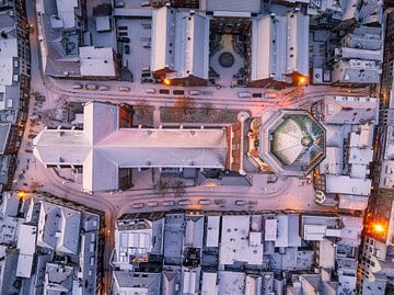 Zwolle Peperbus kerktoren tijdens een koude winter zonsopgang van Sjoerd van der Wal Fotografie