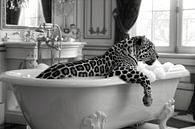 Eleganter Leopard im Badezimmer von Poster Art Shop Miniaturansicht