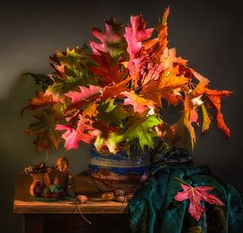 autumn bouquet of oak leaves