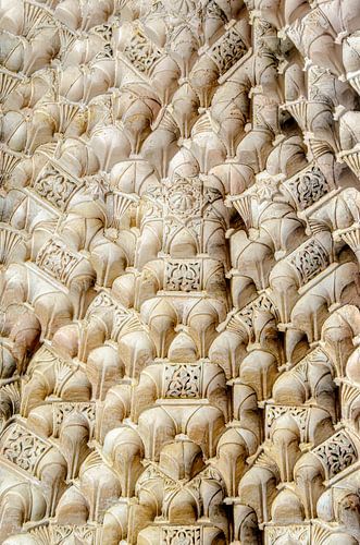 Relief islamique dans une médersa sur Dieter Walther