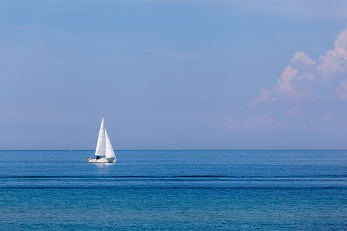 Zeilboot op de Oostzee