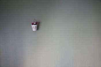 Countin' flowers on the wall ...