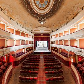 Abandoned places - Grand Theatre by Times of Impermanence