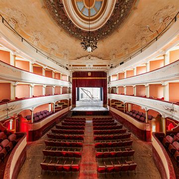 Lieux abandonnés - Grand Théâtre sur Times of Impermanence