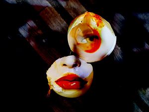 The face and the egg