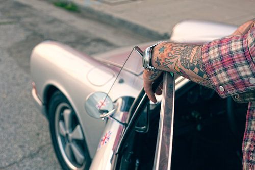 Magnus Walker Porsche / Omega