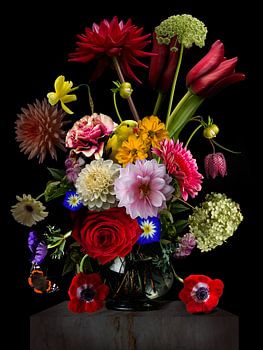 Ode aan De Heem - Stilleven met Bloemen in een Glazen Vaas