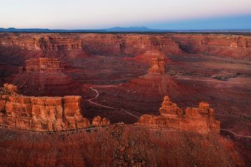 The Gods in the twilight zone by Martin Podt